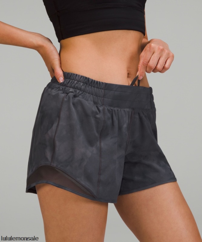 Lululemon Damen DELULU272 | Graphitgrau Hotty Hot Low-rise Gefütterte Shorts 4